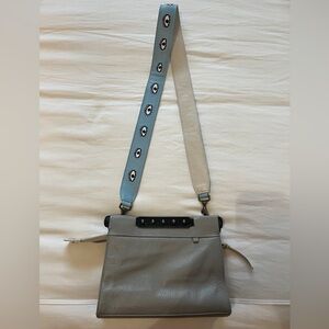Min & Mon NY Vali Crossbody w/ detachable blue strap